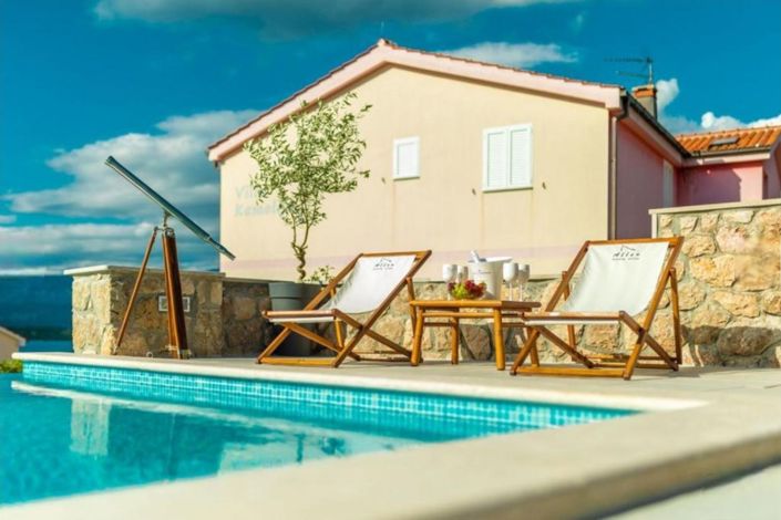 Image No.2-Propriété de 12 chambres à vendre à Croatie