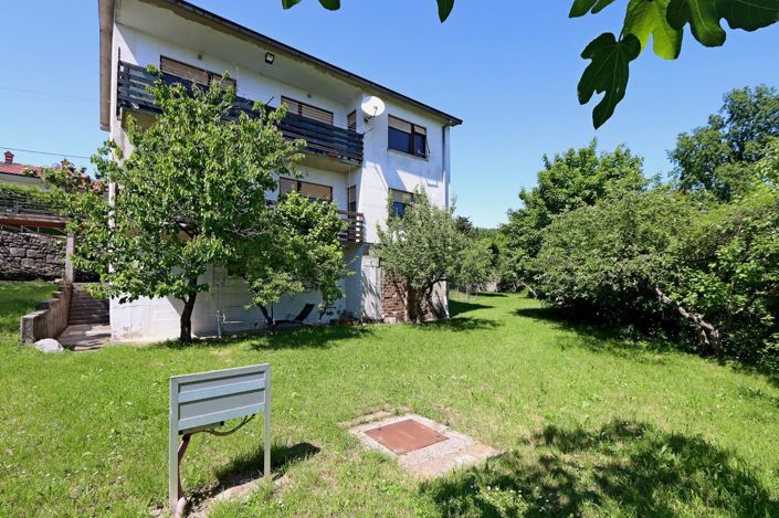 Image No.1-9 Bed Property for sale