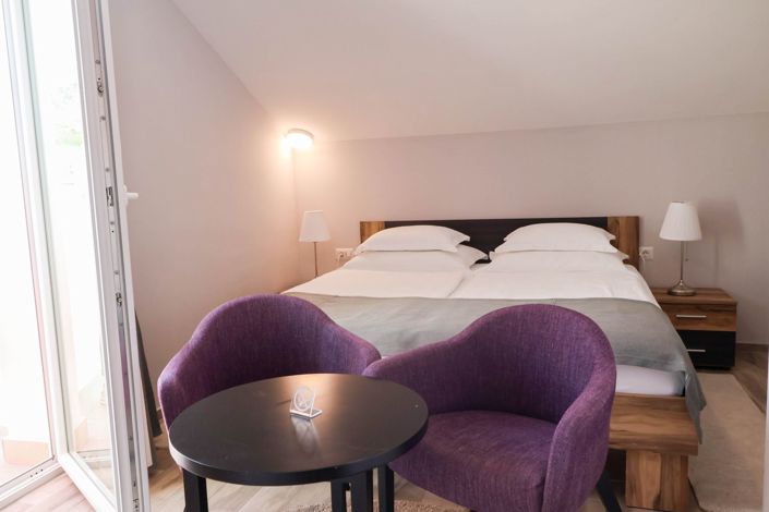 Image No.23-24 Bed Property for sale