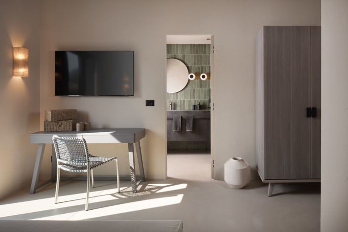 Image No.14-3 Bed Property for sale