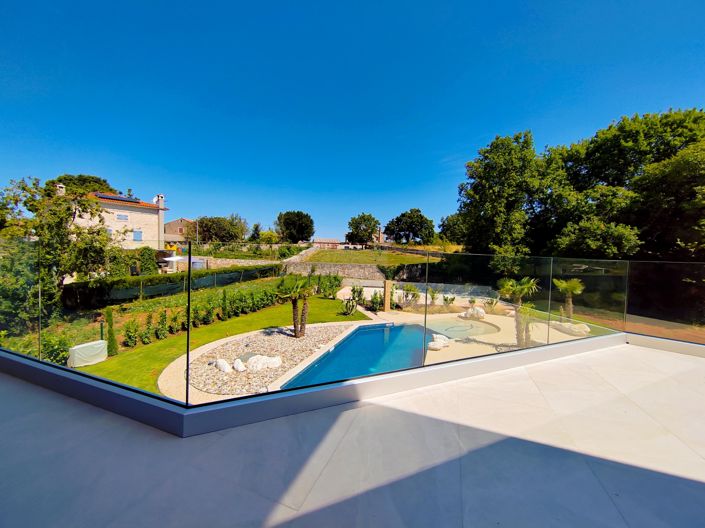 Image No.3-4 Bed Property for sale