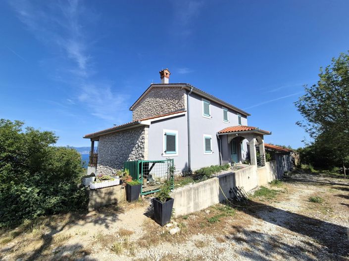 Image No.9-6 Bed Property for sale