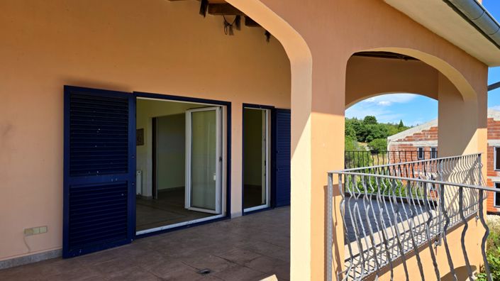 Image No.21-4 Bed Property for sale