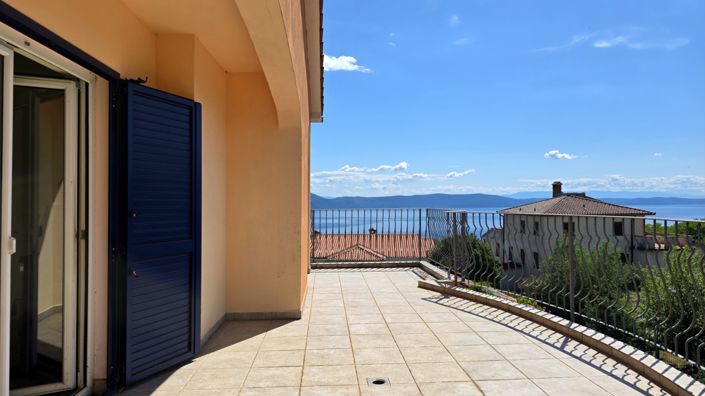 Image No.7-4 Bed Property for sale