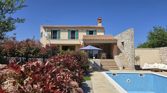 Image No.1-Propriété de 3 chambres à vendre à Labin