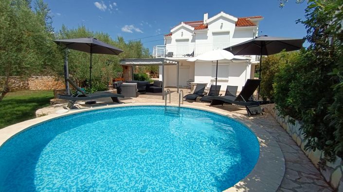 Image No.1-Propriété de 5 chambres à vendre à Croatie