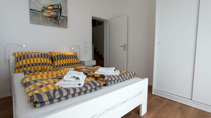 Image No.14-5 Bed Property for sale