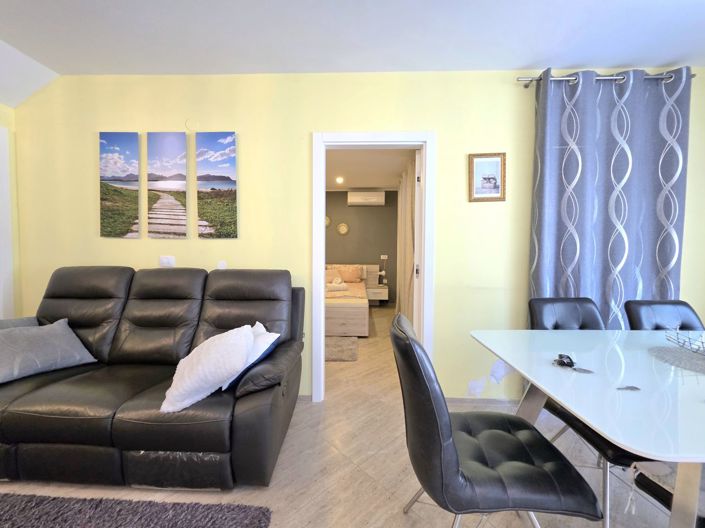 Image No.21-4 Bed Property for sale