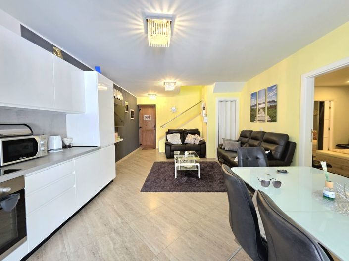 Image No.9-4 Bed Property for sale