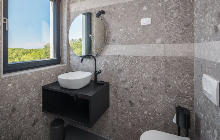 Image No.18-Propriété de 4 chambres à vendre à Buje