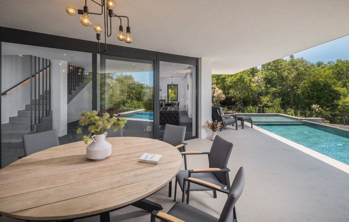 Image No.5-Propriété de 4 chambres à vendre à Buje