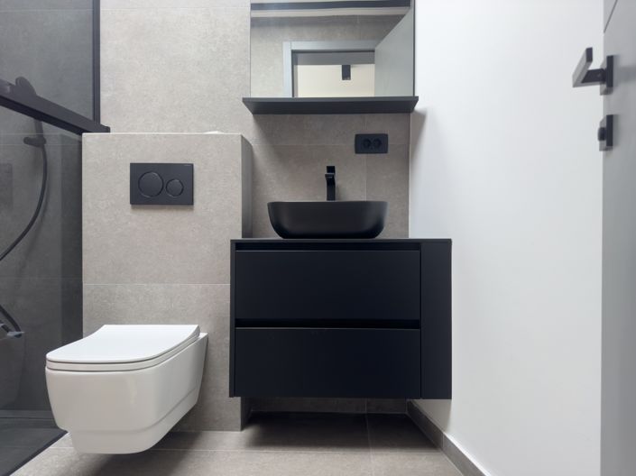 Image No.19-4 Bed Property for sale