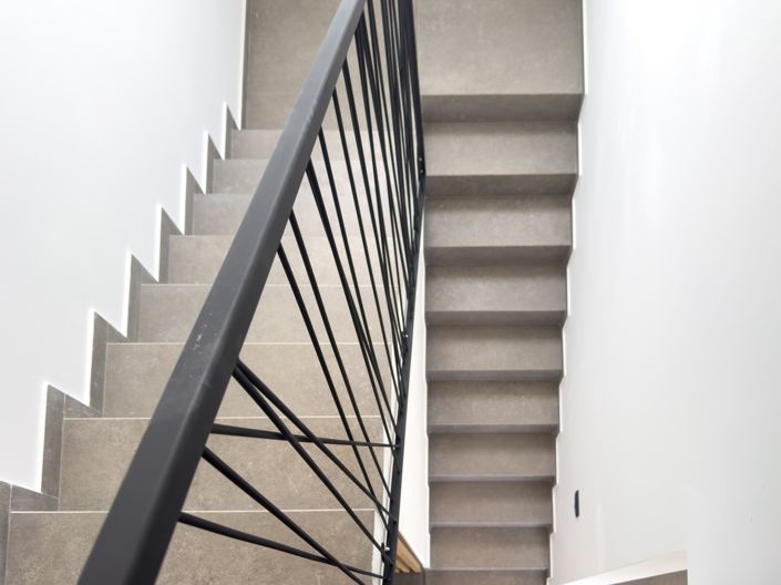 Image No.20-4 Bed Property for sale