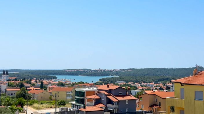 Image No.2-5 Bed Property for sale