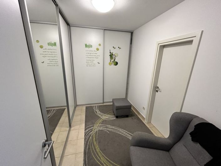 Image No.10-4 Bed Property for sale