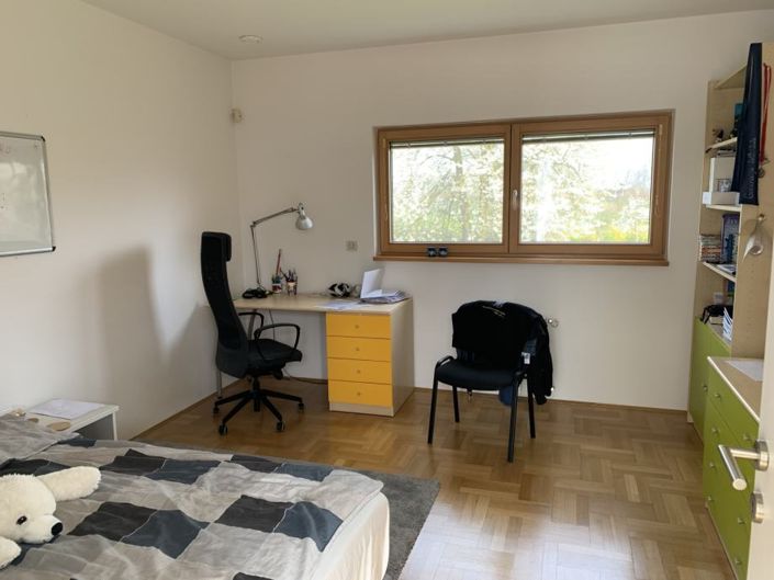 Image No.14-4 Bed Property for sale