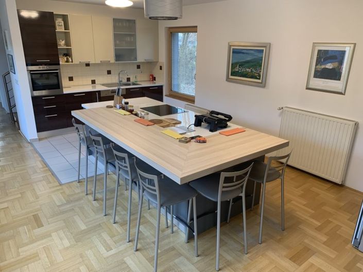 Image No.7-4 Bed Property for sale