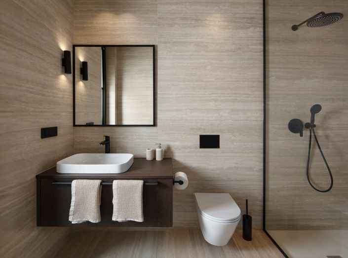 Image No.24-4 Bed Property for sale