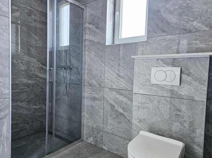 Image No.14-4 Bed Property for sale