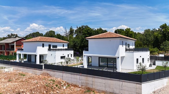 Image No.5-4 Bed Property for sale