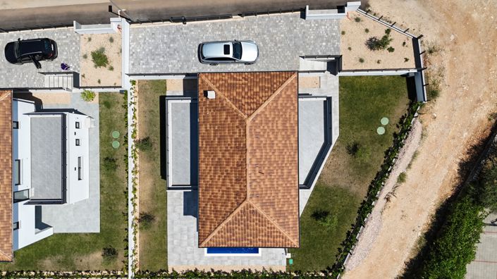 Image No.6-4 Bed Property for sale