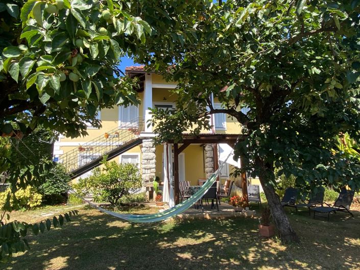 Image No.23-5 Bed Property for sale