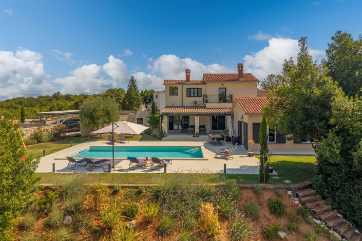 Image No.9-4 Bed Property for sale