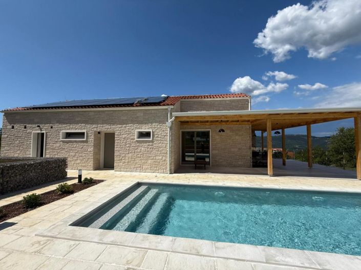 Image No.2-Propriété de 2 chambres à vendre à Motovun