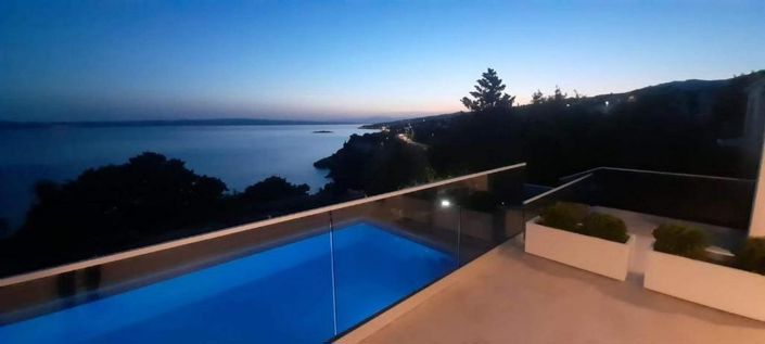 Image No.9-4 Bed Property for sale