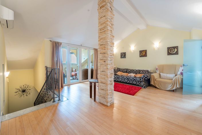 Image No.17-Propriété de 7 chambres à vendre à Opatija