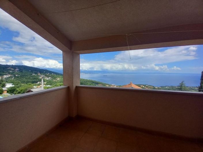 Image No.11-4 Bed Property for sale