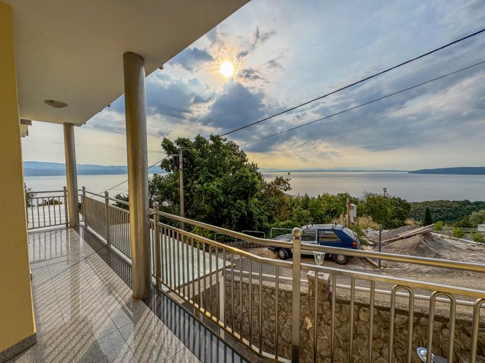 Image No.21-4 Bed Property for sale