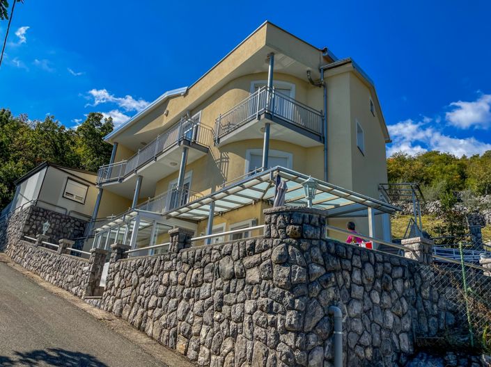 Image No.3-4 Bed Property for sale