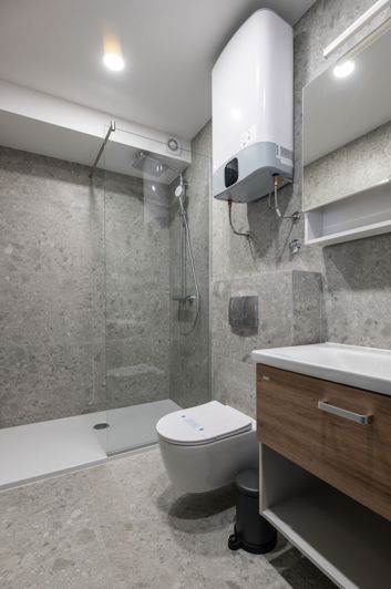 Image No.23-4 Bed Property for sale