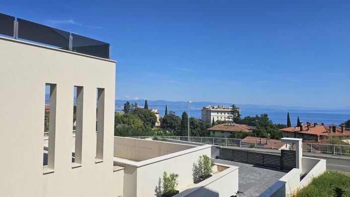 Image No.4-5 Bed Property for sale