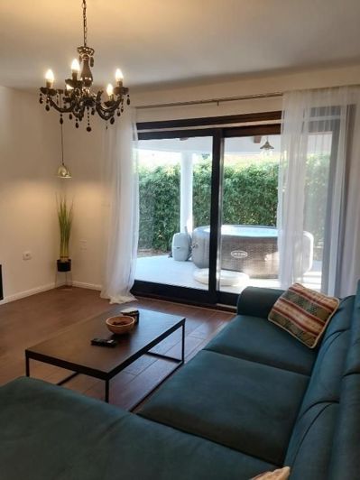 Image No.9-Propriété de 8 chambres à vendre à Porec