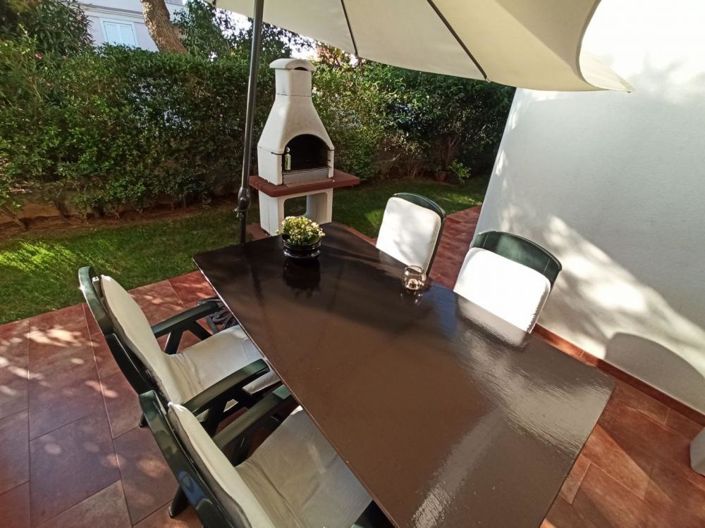 Image No.20-5 Bed Property for sale