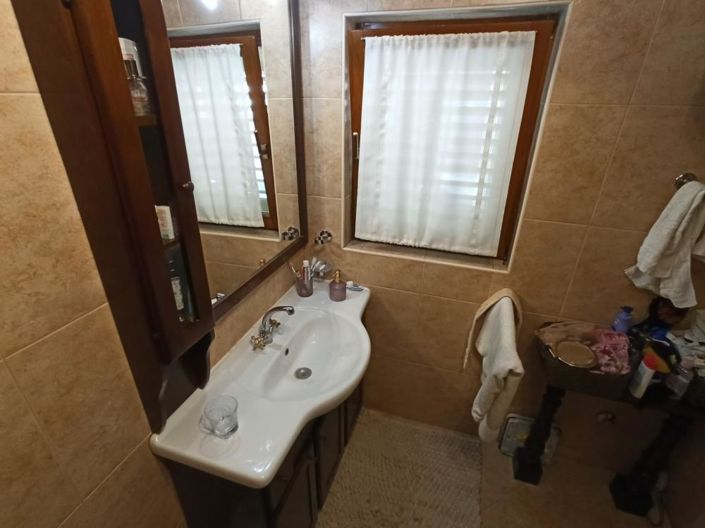 Image No.23-5 Bed Property for sale