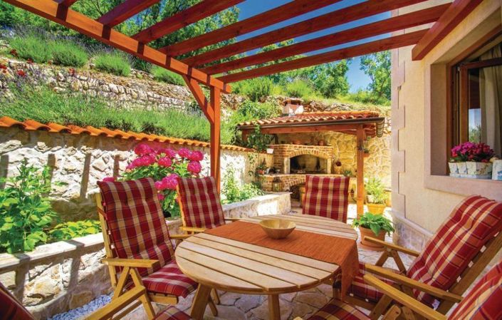 Image No.5-Propriété de 4 chambres à vendre à Kostrena