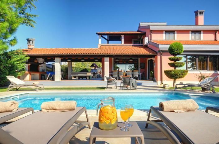 Image No.2-Propriété de 6 chambres à vendre à Croatie