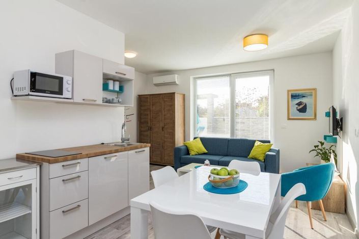 Image No.8-7 Bed Property for sale