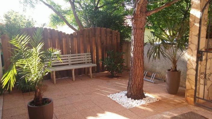 Image No.15-15 Bed Property for sale