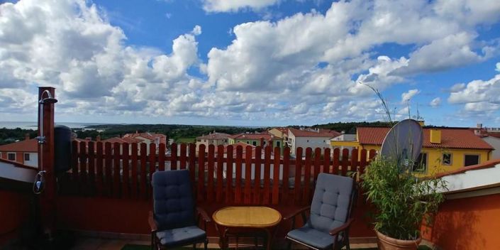 Image No.4-15 Bed Property for sale