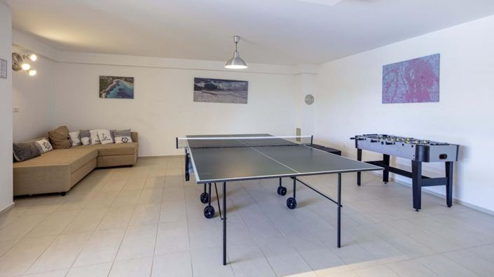 Image No.22-7 Bed Property for sale