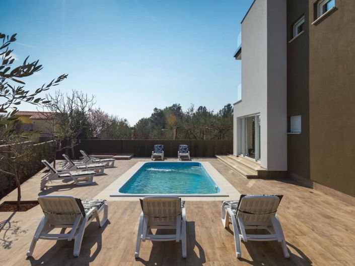 Image No.22-4 Bed Property for sale