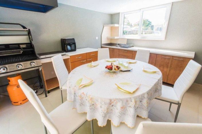 Image No.8-Propriété de 4 chambres à vendre à Labin