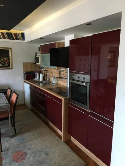 Image No.4-4 Bed Property for sale