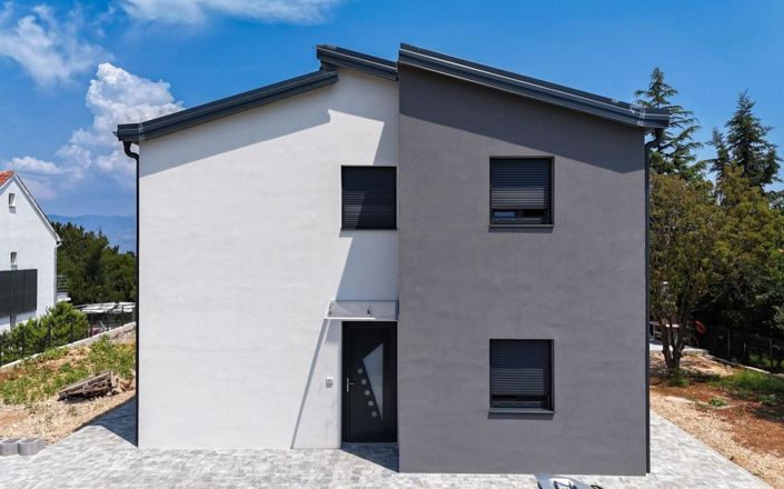 Image No.13-4 Bed Property for sale