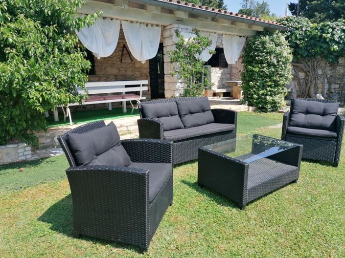 Image No.6-4 Bed Property for sale