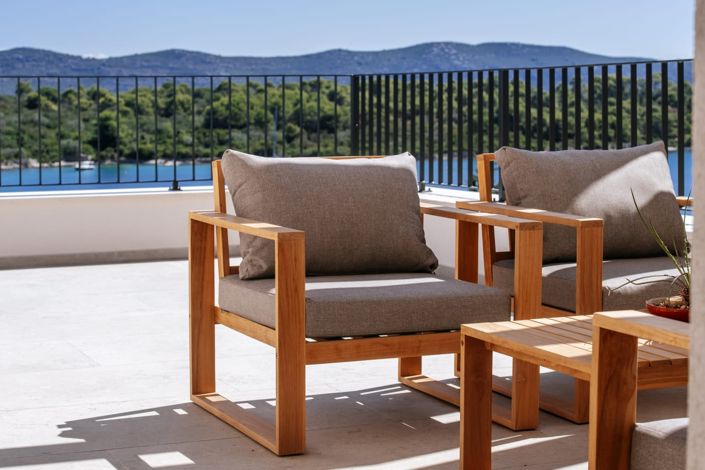 Image No.11-3 Bed Property for sale